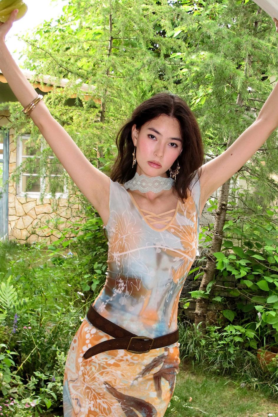 "Orange Tone" Oil Painting Print Mesh Top & Asymmetric Chiffon Skirt Two-Piece Set
