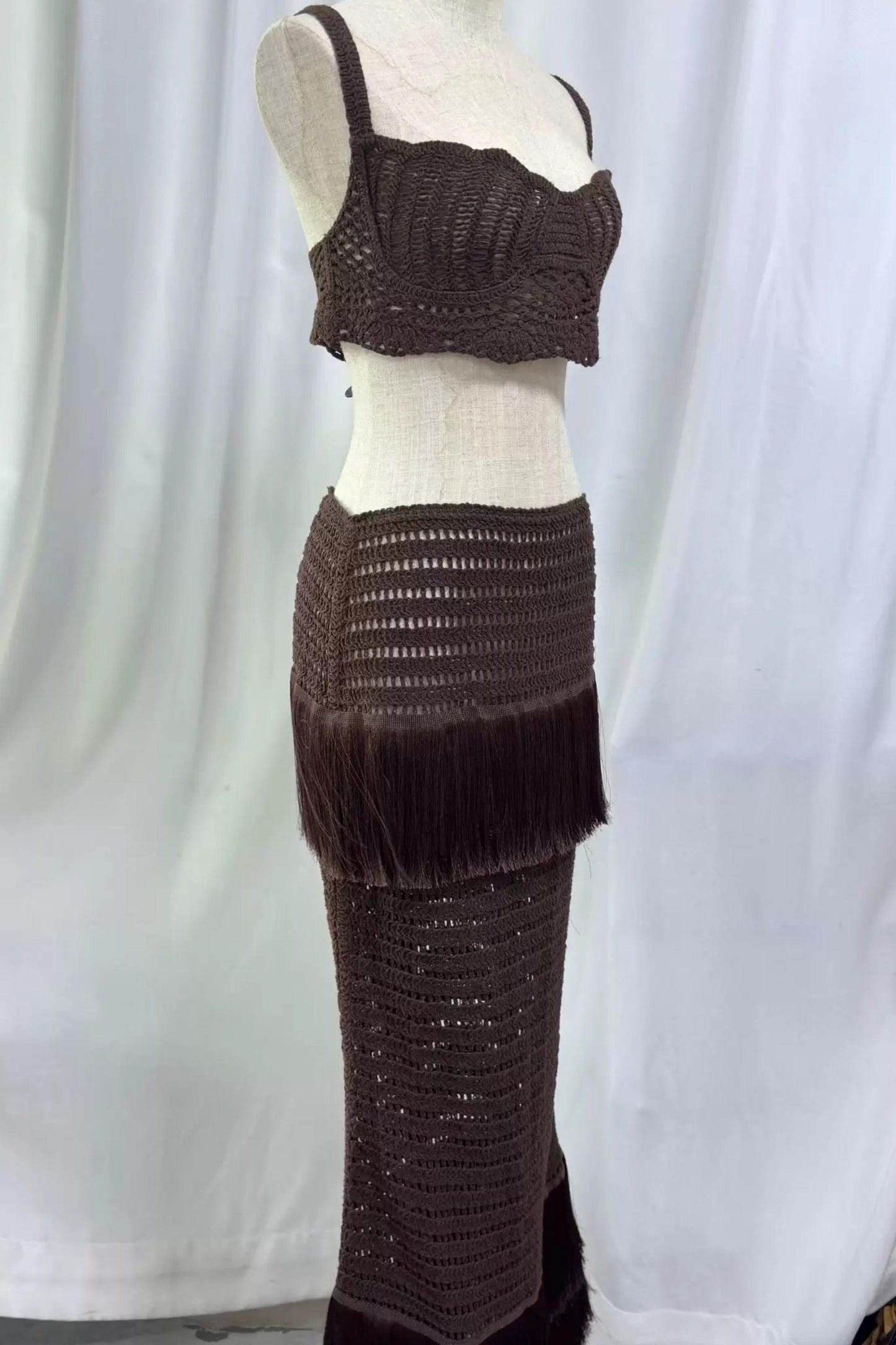 Knit Hollow-Out Fringe Skirt Vacation Set