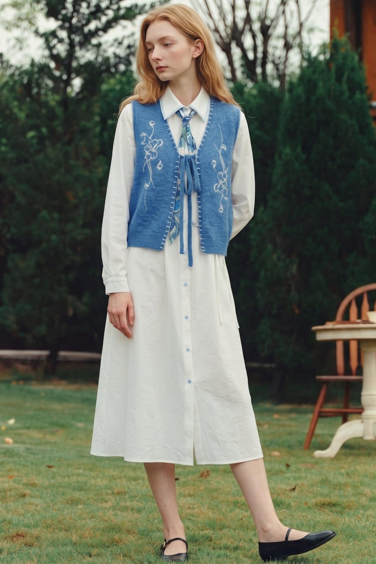 Van Gogh Art Embroidered Tie-Front Knit Vest