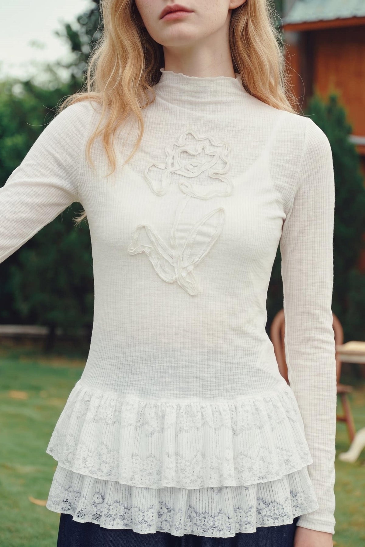 Van Gogh 3D Floral Appliqué Lace Hem Knitwear